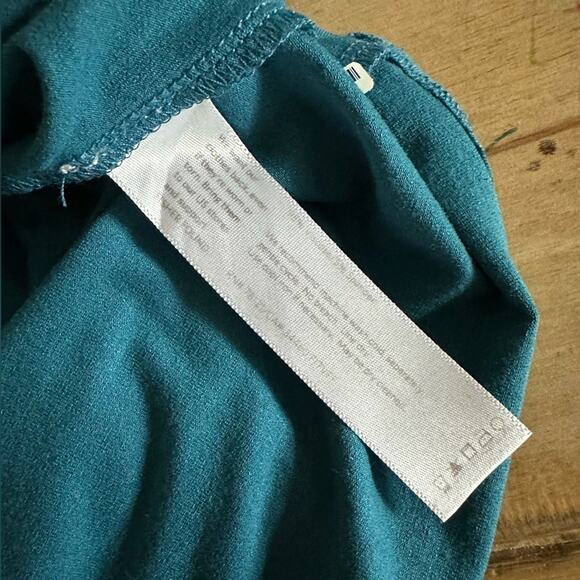 Like new! Eileen Fisher Soft Stretch Jersey Tank - Small - Picture 4 of 5